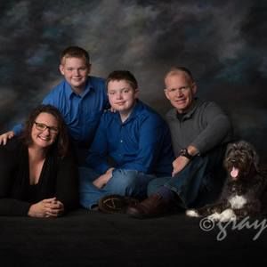 Meet your Posher, Mora